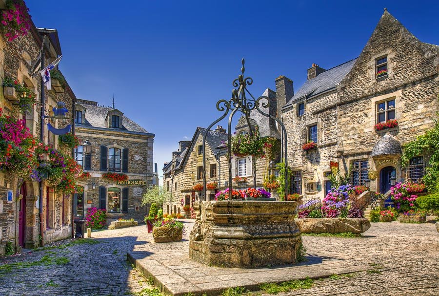 City Square of Rochefort en Terre, Brittany